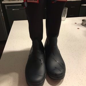 Women’s size 9 flexible hunter rain boots